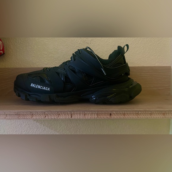 Black Balenciaga Tracks,NEVER WORN,Fresh out the box,comes with balenciaga bag. - Picture 1 of 4